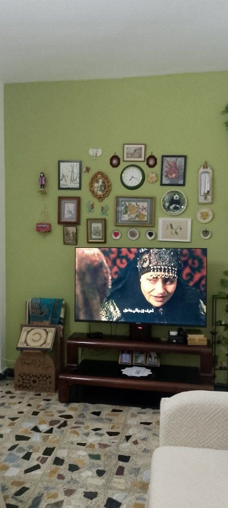 بيت لبيع مساحة 160متر واجهي 8 انتر ونزل 20طابقين عكاد بس نظيفة كلش صحيات خارجية ومطبخ واستقبال وصالة وترك وغرفيتن فوك اقرب مدرسة الرازي ابتدائية شارع الجامع السعر 360 بية مجال ***********
