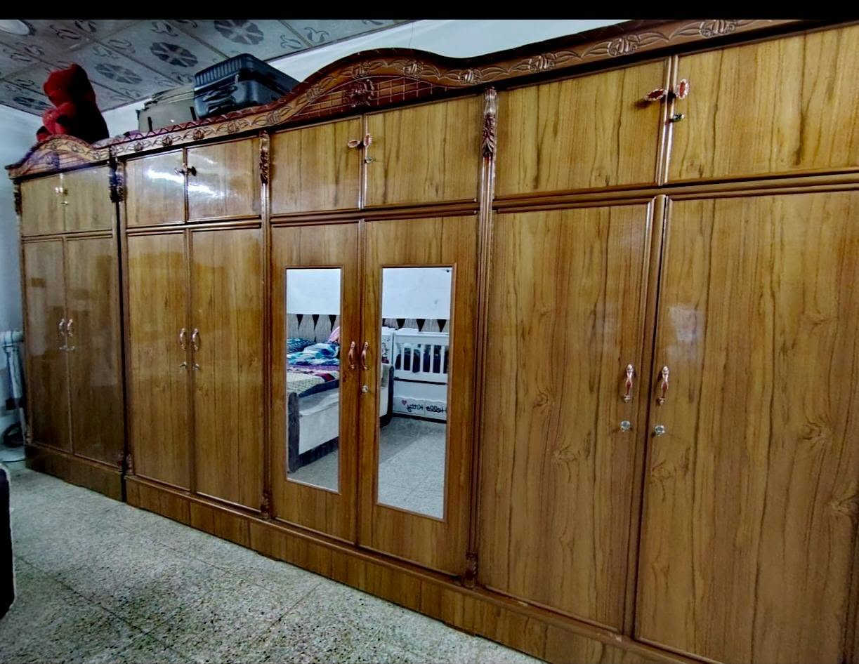 غرفة تسكام للبيع نظيفه كلش مابيه اي اضرار اقل السنه من سويته سعر مليون ونص وبس مجال للإستفسار ***********
