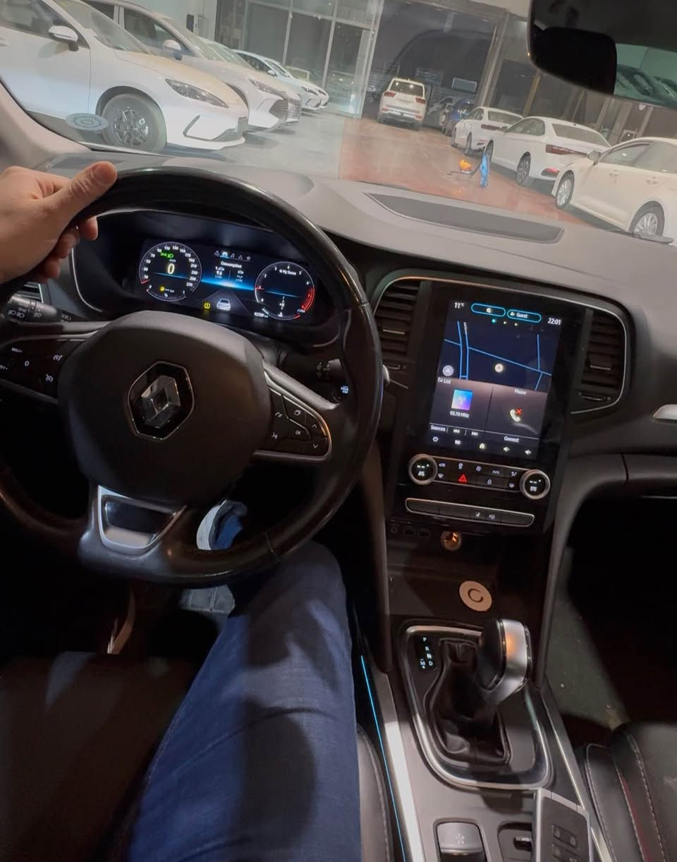 Renault Megane 2023
ڕینۆ ٢٠٢٣ تەنها یەک چاملغی دواوە بۆیاغە بێ داخلی بێ ارباگ ، سەیارەکە زۆر خاوێنە ٩٧کم ڕۆیشتووە 
١٠٥$ سعری فرۆشتن 
***********
*********** أربيل, العراق
