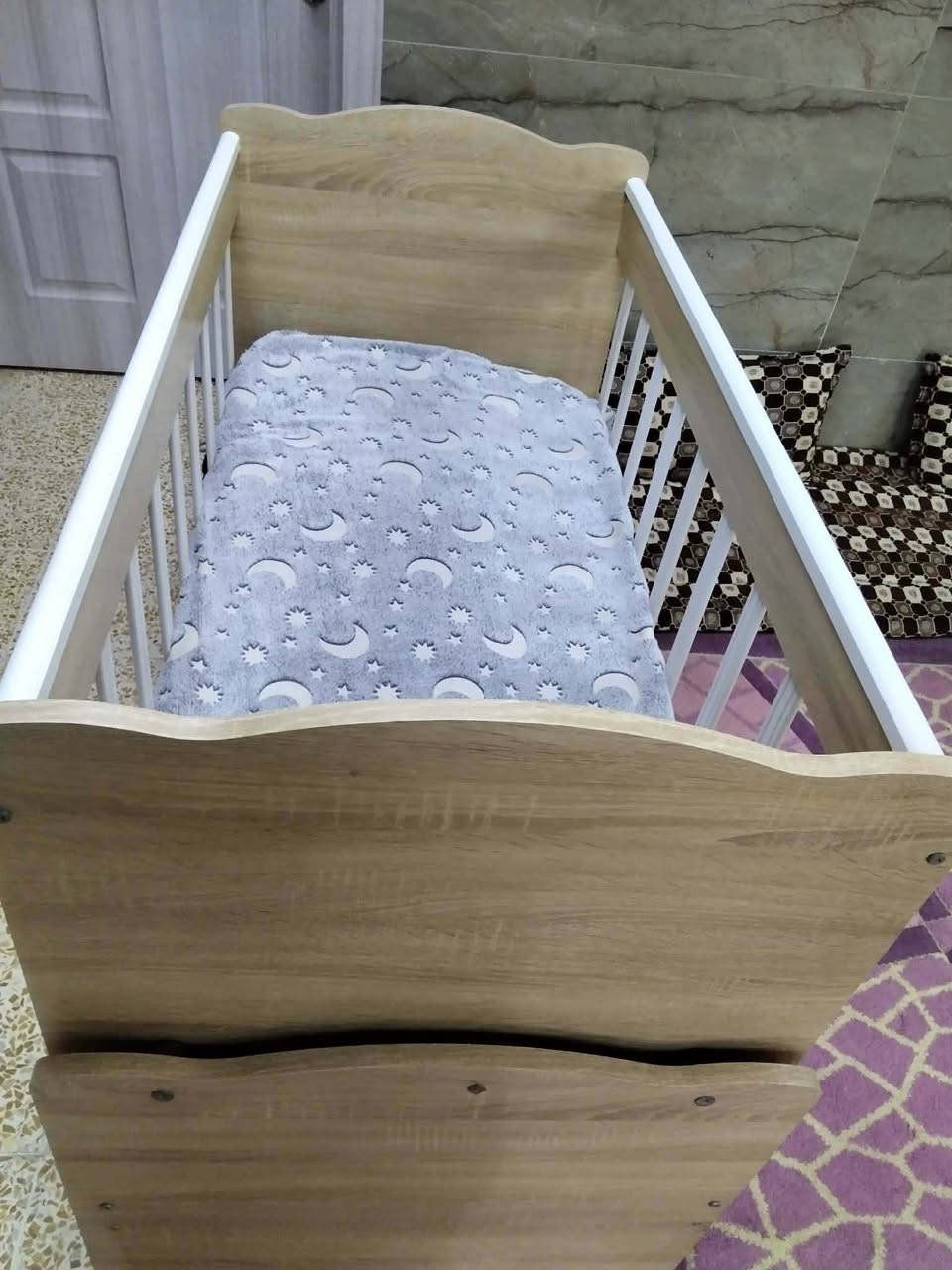 متوفر للبيع تخت تركي هزاز السعر.  ١٥ العنوان حي صدام


**إذا كنت صاحب هذا الإعلان وتريد حذفه لأي سبب، رجاءا أرسل رسالة إلى الدعم الفني**