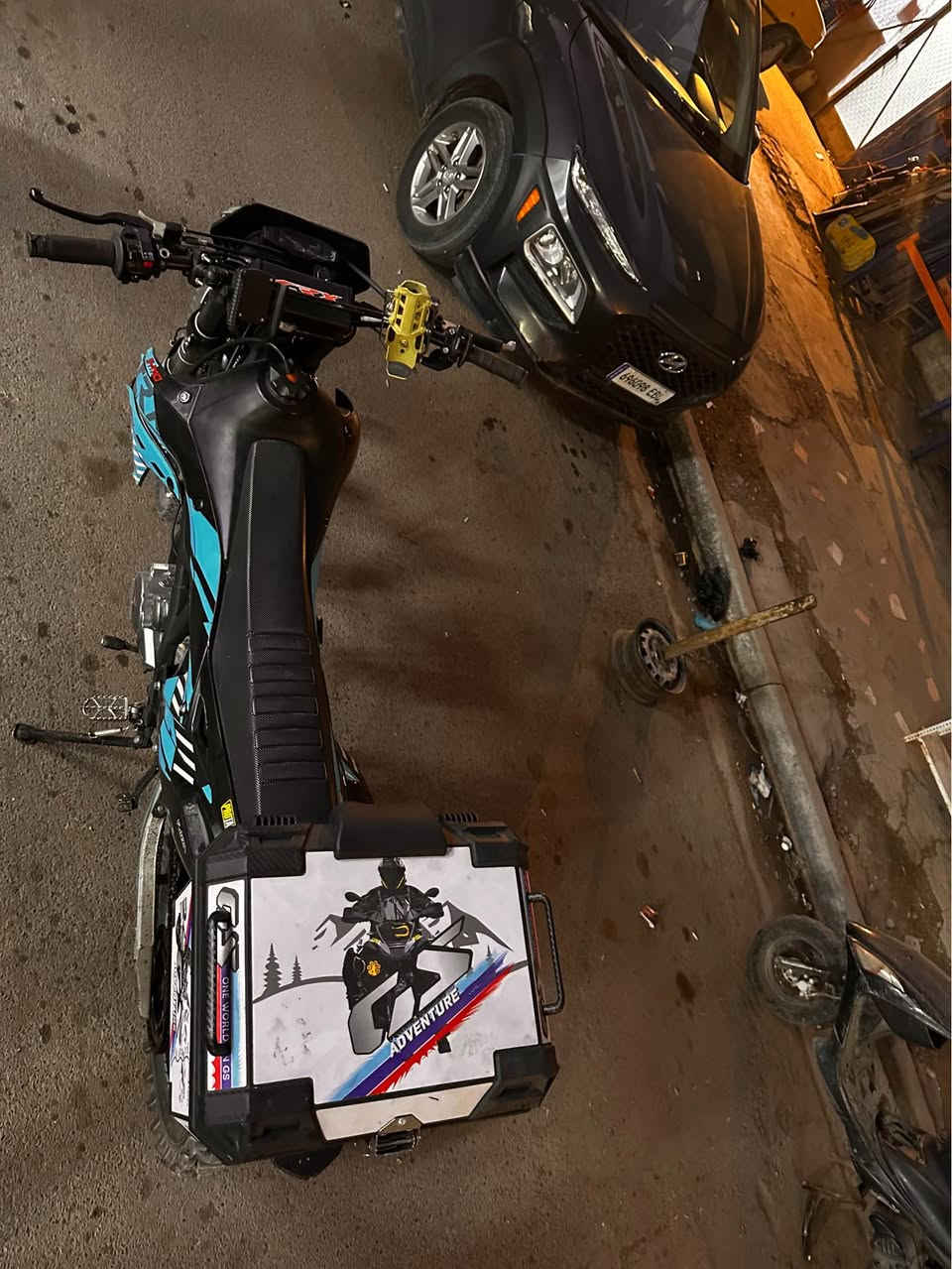 سلام عليكم 

قفاز   Crx 300cc 2025
9500km

واتساب 
*********** بغداد, العراق
