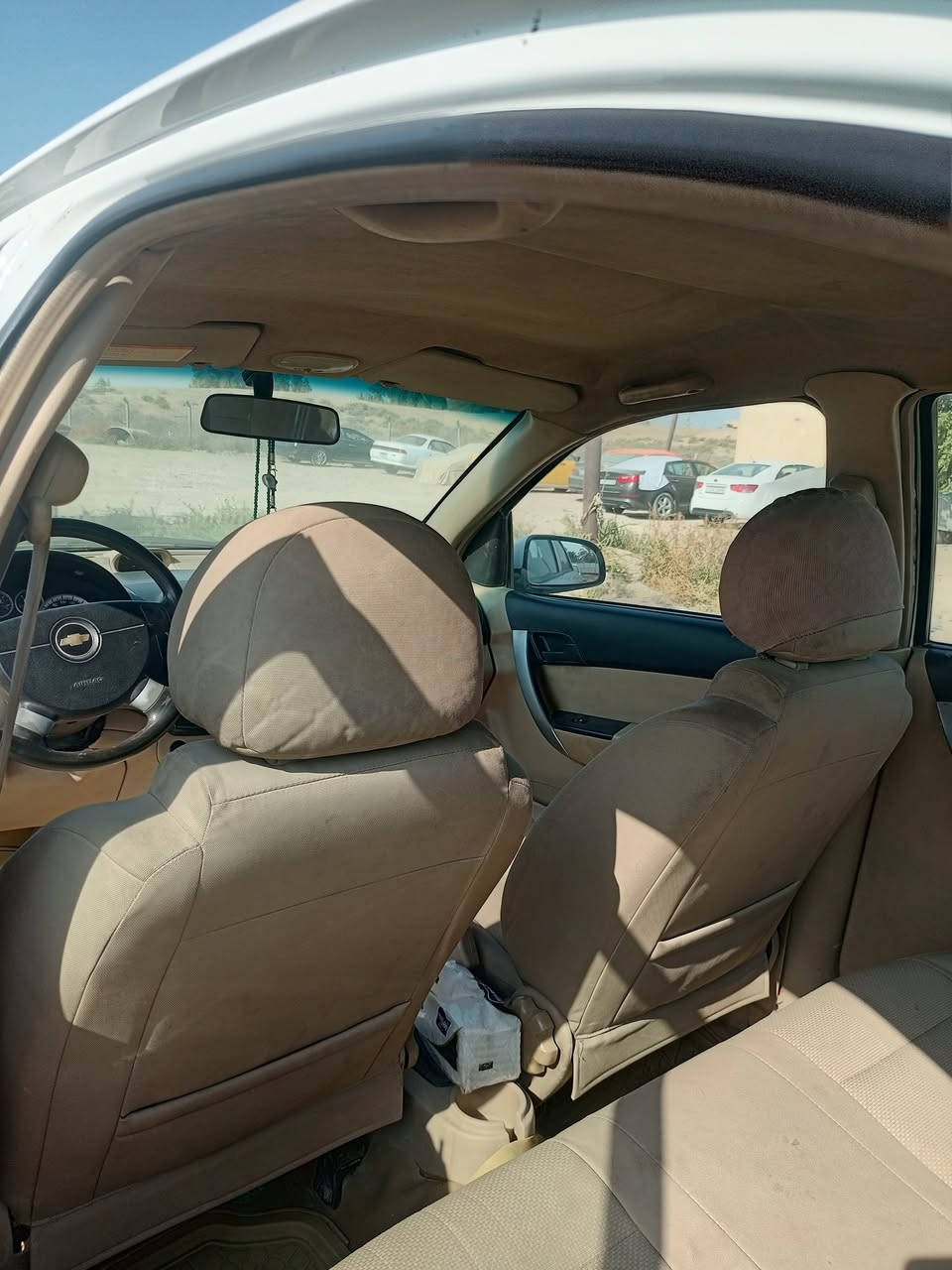 افيو موديل 2011 خليجي 1600
سياره جاهزة من كلشي مكينه كير حداديه تبريد كير اوتو 

بيها صبغ قطعتين بدون ضربه قويه

 رقم كربلاء سنويه مجدده لل 28

سياره مال جناي نظيفه ومرتبه

السعر 70 وبيها مجال.  مكانها ديوانيه 

استفسار اتصل *********** او راسل الصفحه
