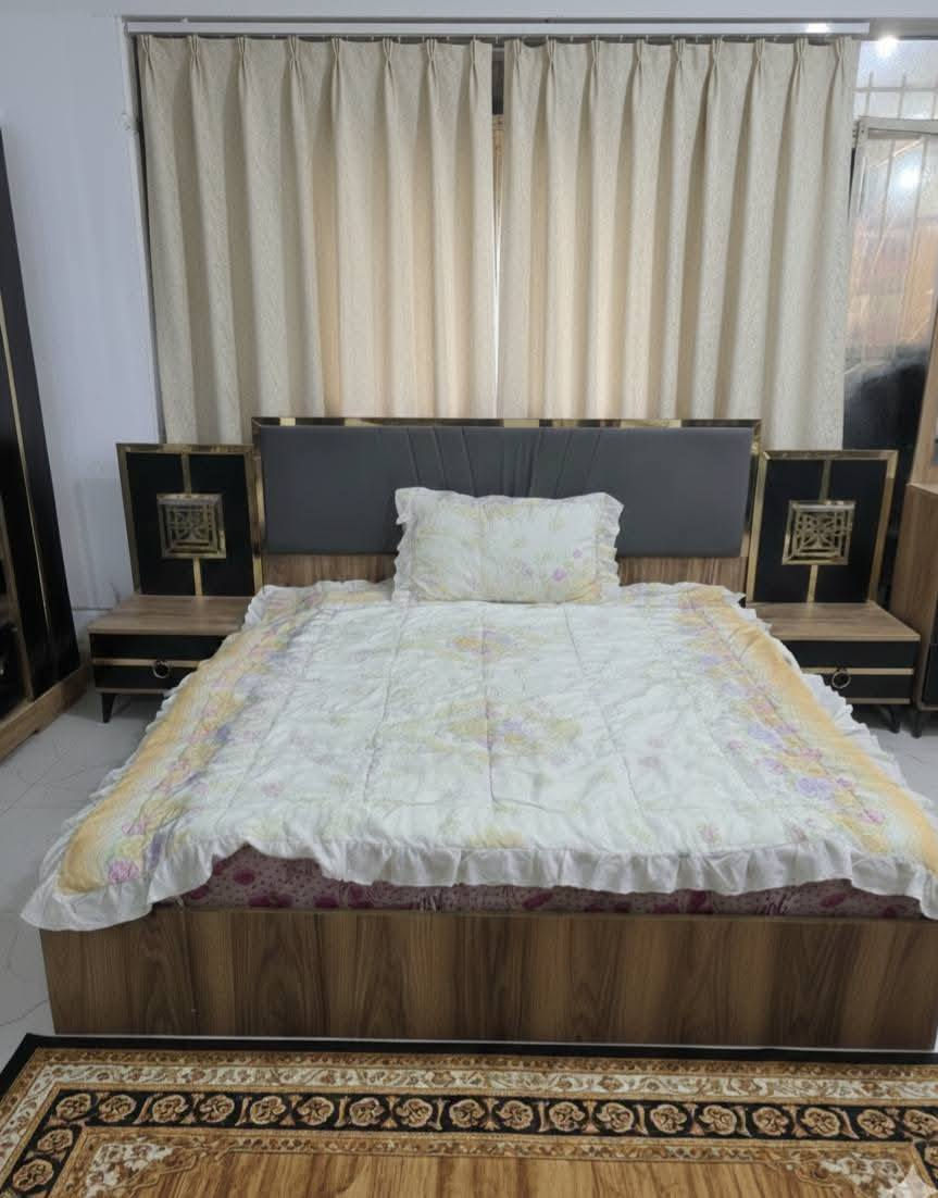 💰البيع نقداً أو بالتقسيط (موظف، منتسب، متقاعد)
🛋️ غرفة تركي نظيفة جداً 
      
📍 الكوت – دور المعلمين
📞 *********** | ***********
