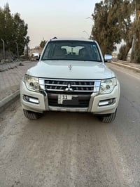 باجيرو • ٢٠١٥ • ٦ سلندر