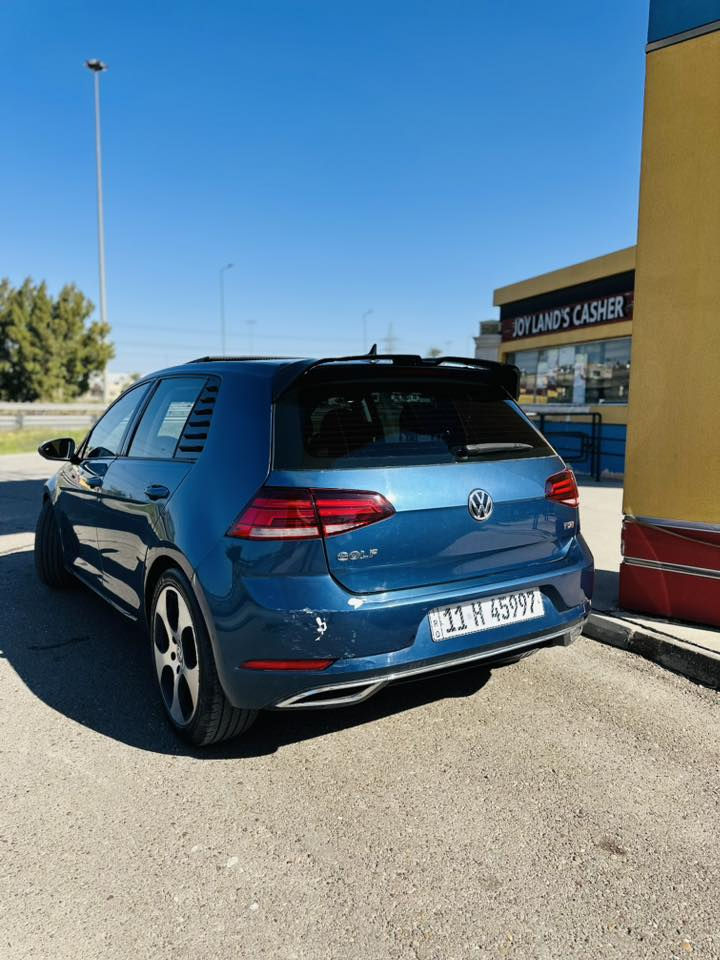 كولف 2018
محرك 1.8 مواصفات ) بانوراما كشنات جلد تدفئ کشنات كشنات كهرباء شاشة كبيره رادارات کامره خلفيه فول مواصفات

ماشيه 100 الف كيلو حادثها جاملغ الورا وباب الخلفي وهنا صار عدي طخه جاملق الكدام ولبنيد محرك

وكير وتبريد كفالة تخم تاير جدید حداده جدیده

بدون نقص برغي السياره رقم بغداد بأسمي مشروع وطني السعر 125 وبيهة مجال 
للاستفسار واتساب او اتصال ***********
