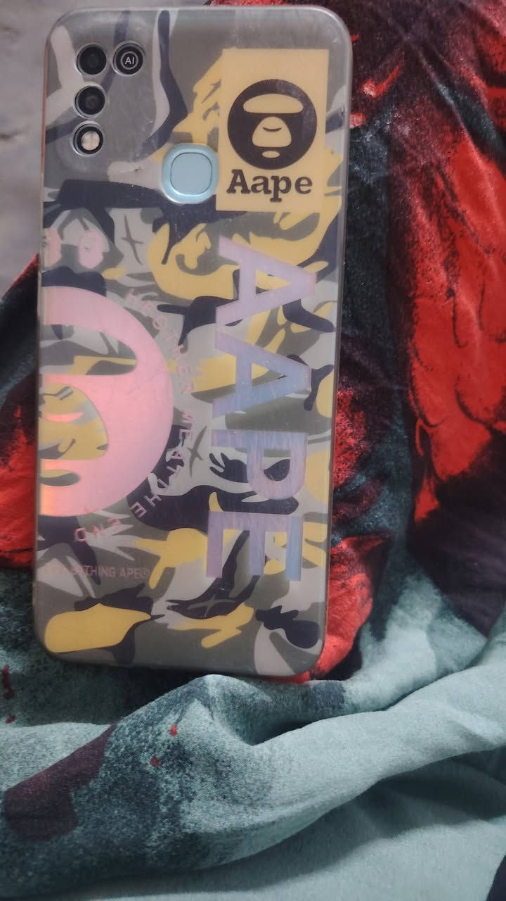 جهاز البيع بل ١٠٠وبيه مجال


**إذا كنت صاحب هذا الإعلان وتريد حذفه لأي سبب، رجاءا أرسل رسالة إلى الدعم الفني**