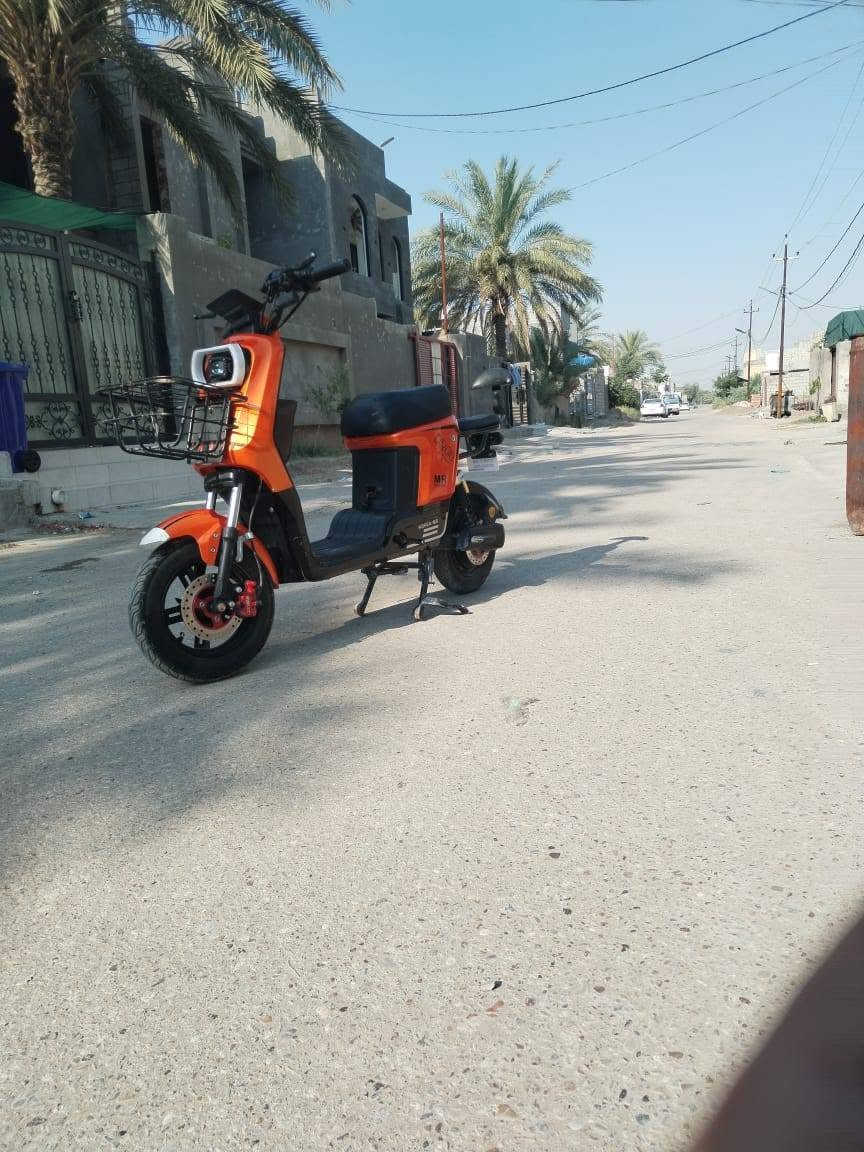 دراجه شحن موديل 25 كفاله عامه بطاريات عدد 5 بلوتوث شغال بريكات شغاله اشاير يمنى يسرى شغالات سعر 425 وبمجال العنوان ديالى بعقوبه للتواصل على هذا الرقم ***********
