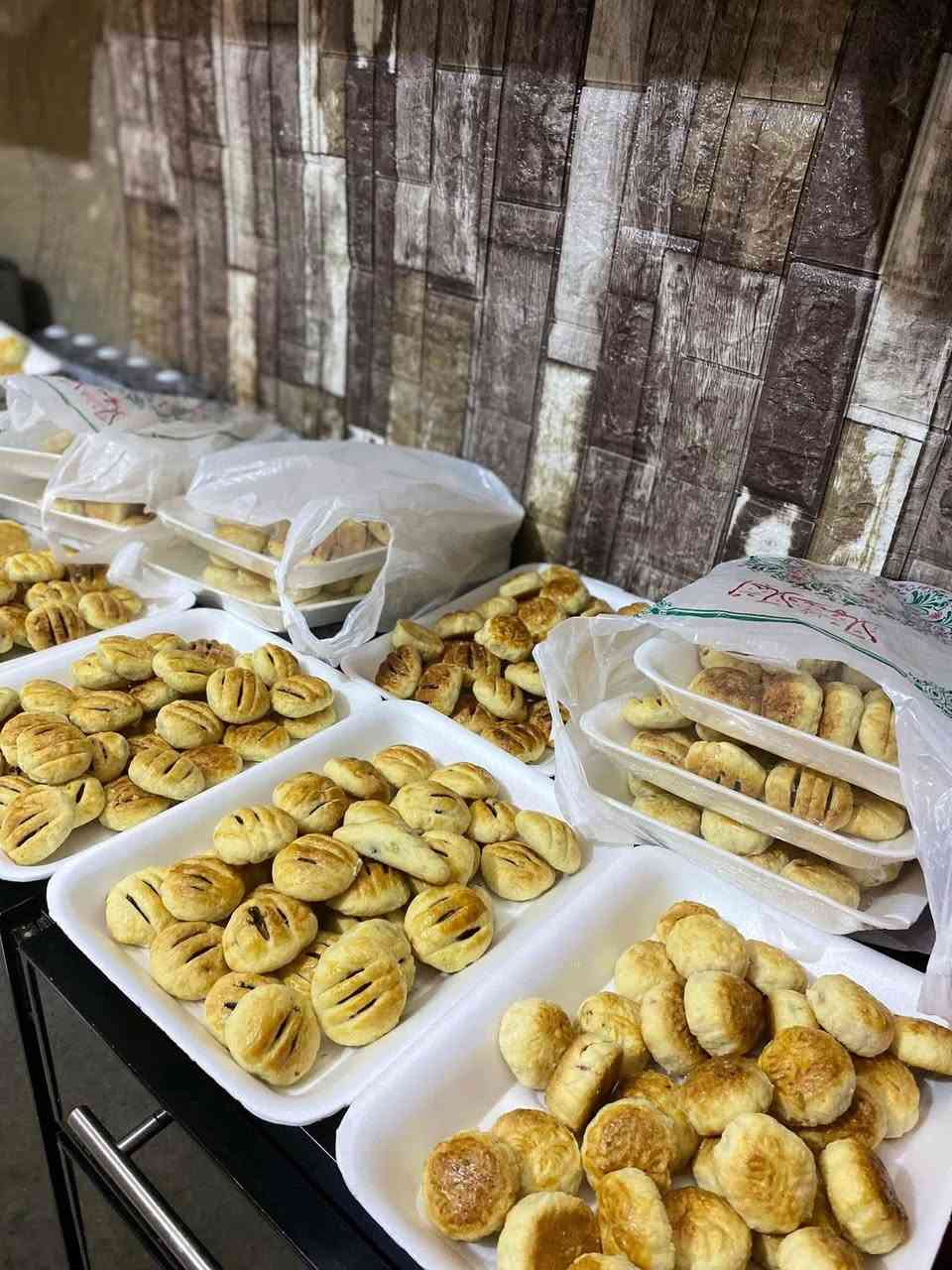 مساء الخير بنات حبيت ابلغكم الحجز عله الكليجه من هسه مفتووووووح ////يوم ١٥/٣  اسددددد الحجز ❤️
لا تجون قبل العيد تجن تورطني واني راح استلم عدد واقفل حتى اشتغله بطريقة مرتبةو حلوة ع كيفي اكدر اخلي حجوزات مفتوحة و شغل بسرعة شلون مجان بس اني اريد اشتغل شي مضبوط و اني معروفة بالكليجة الحمدلله كل يطلب ياخذ مرة ثانية كيك و كليجة وهذا فضل من رب العالمين الحمد لله والشكر لله على هاي النعمة و محبة الناس الي و لشغلي 
العنوان الديوانية مركز المدينة
سعر الكيلو ٦ الاف ❤️❤️❤️❤️❤️
🌹🌹


**إذا كنت صاحب هذا الإعلان وتريد حذفه لأي سبب، رجاءا أرسل رسالة إلى الدعم الفني**