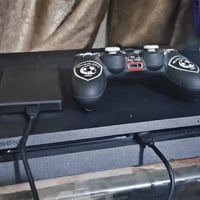 بلايستيشن ٤ مهكر • ذاكرة ٥٠٠ • مليان ألعاب