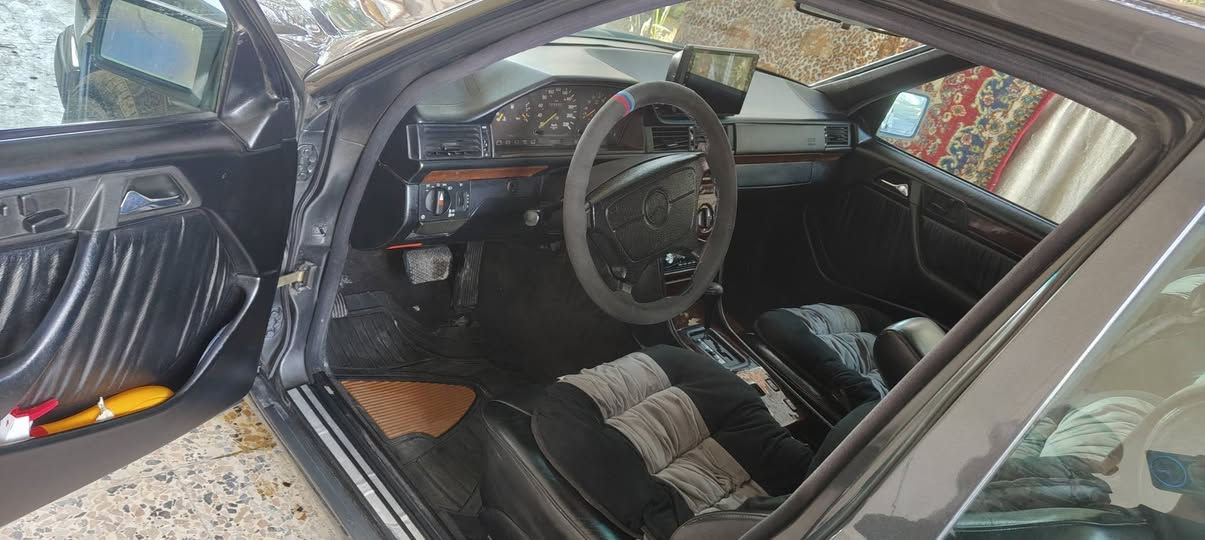 سلام عليكم مارسيدس دب مديل 92للبيع سيارة كفاله عامه مابيها ضربه مكينه محور 2500vvt
صبغ عام جماليه للستفسار لاتصال على الرقم ***********# غير متواجد علفيس عنواني بصره قضاء المدينة
