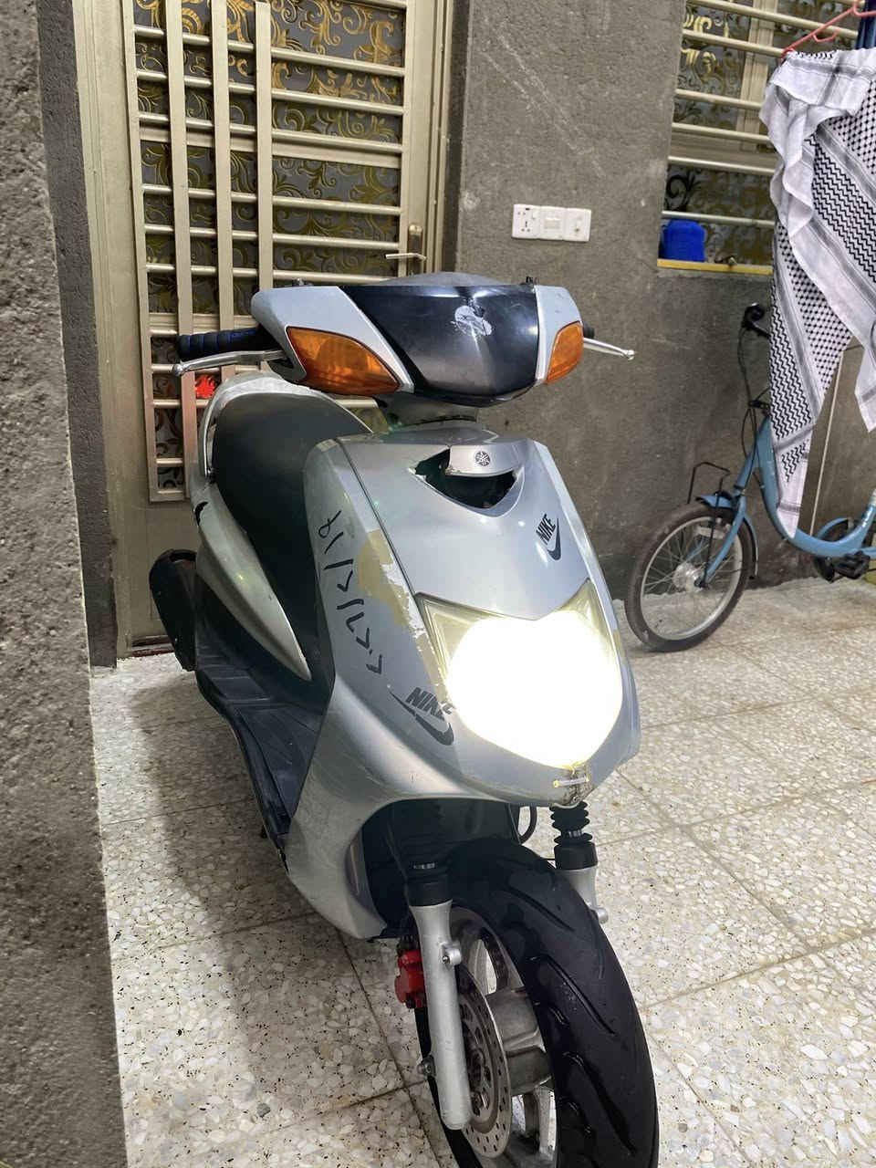 سلام عليكم سكنس نثيه 110دراجه مكفوله منلنضوح وتبخير 
تايرات جدد كهربأيات كلها شغاله بيها ملاحضات بلكفر كدام عينك
سعر 375وبيها مجال 
***********
الحسينيه الراجديه
