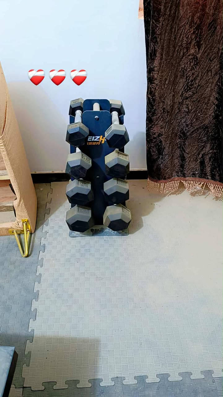 من رخصه الادمن عندي اجهزه رياضيه مثل ما موضح بالصوره الي محتاجهن يتصل ع رقم وبيه خير ويدلل
***********
