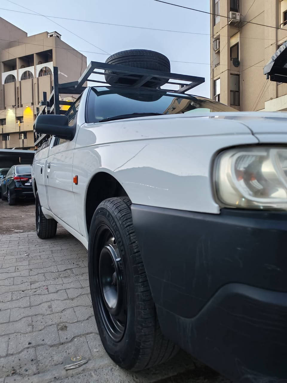 ﷽
{إنَ الُلُُه وَمٌلُائكِةِ يَصّلُوَنَ ْعلُيَ الُنَبّيَ
 يَاايَُْها الُذَيَنَ امٌنَوَ صّلُوَ عليه وَسِلُمٌوَ ْ تْسِلُيَمٌا}
           ﷺ

السلام عليكم.. 
بيــــكم اريـــــــــــــدو موديل 2016
علىٰ وضع الشركه إستـــخدام شخصي وما متعوبه
ماشيه 65 الف كم 
صفاحـــها موس سـياره عـدله ونصبـته كلش حلــوه
وشرط بالحقيقه بعد أحلى من الصور جاهزه گبل للشارع
دينار ما تصرف عليه  
العنوان بغــــــــــداد شارع حيفا بالقرب من مدخل الشواكه 
السعر 55 وبيه مجال حگ الجيه
                           ***********
