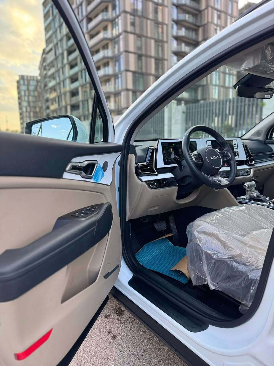 السلام عليكم
سبورتج  للبيع    2025  رقم بغداد ماشيه فقط ٨تالاف اخت زيرو وكاله الق تاج 👑 سعر جوك سوك بل عافيه عل ياخذه 233بيه مجال حك جيه 🌹❤️

فول مواصفات مانو راما 

1-بصمة عدد ٢

2-حساسات امامي + خلفي

3-تدفئة ستيرن + كشنات

4-بصمة أبواب 

5-فول تحكم ستيرن

6-تبريد قطعتين 

7-ويل كب عدد ٥

8-أشاير بالمري

9-لايت زينون متحرك + LED

10-ترحيب أبواب 

11-داخل لونين

12-تشغيل عن بعد

13-اوتو هولد

14-شفتات ستيرن

15-درايف مود ٤ وضعيات قيادة

16-هاند بريك بصمة 

17-مانع انزلاق

19-نظام منحدرات 

20-مثبت سرعة 

21-كشنات كهرباء 

22-كاميرا خلفية دوارة 

23-ابل كار بلي

24-مري شفط .25 جنطه كهرباء 

وبعد بيهه هواي مواصفات السياره مكفوله من الصبغ والضربه رقم الهاتف ***********
