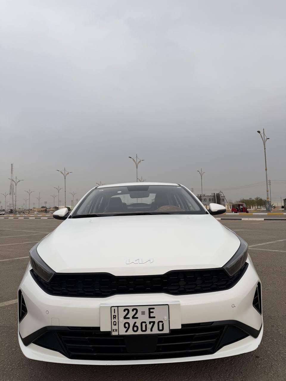 للبيع K3 رقم أربيل السعر 145 وبيها مجال اتصال *********** موديل 2024 سياره مكفوله من الضربه والصبغ جماليه فتحة مكان السياره كربلاء حي الوفاء شارع 20
