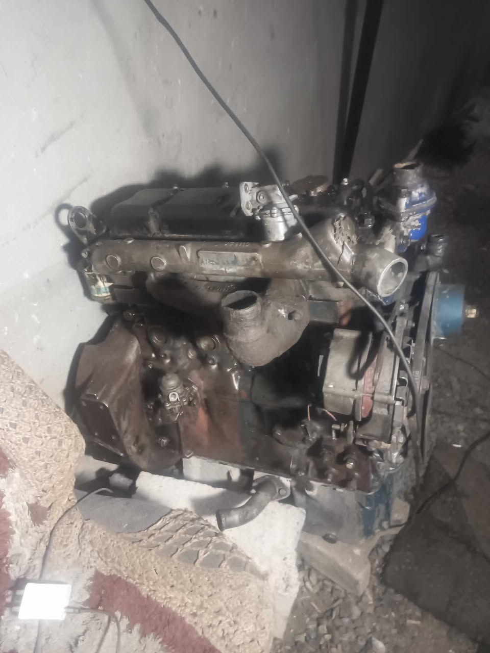 مةكينةي فؤرگسن  كامل تةعمير٩٨ مليم  بةشةرتي سةرفو بوخار.  شوين حاجياوا*********** ***********
