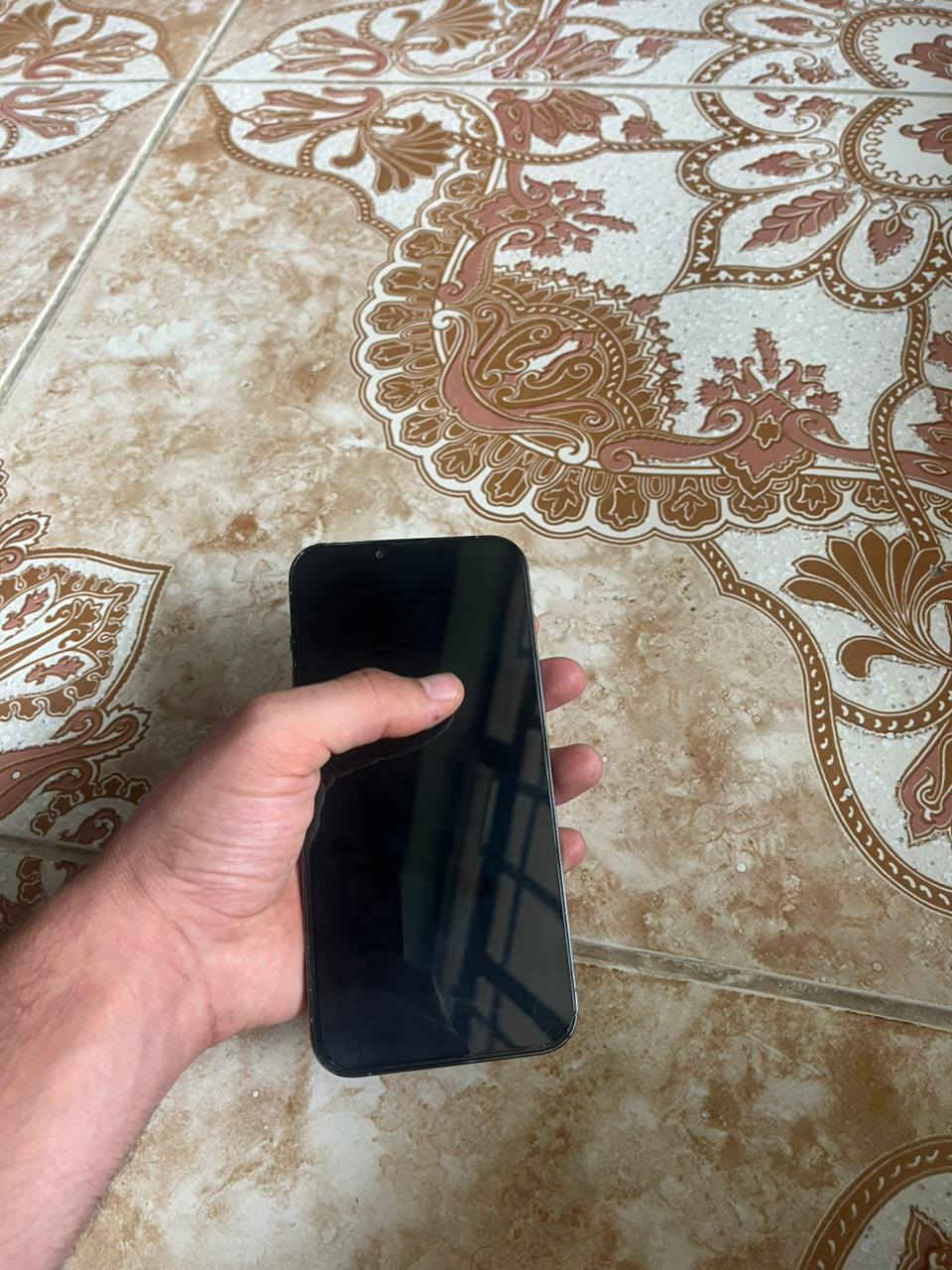 مكلف بالنشر
ايفون 13 برو ماكس ذاكره 256 جيجا بايت ومبدل الشاشه ثلاث خيارات وكاله وبطاريه ايضا وكاله ونسبه البطاريه 100 والجهاز لا توجد فيه مشاكل ايضا خالي من الشخوط والاضرار ونسبه نظافته 90% 
رقمي ***********
للتواصل على الرقم اعلاه فقط
السعر 520 وبي مجال
