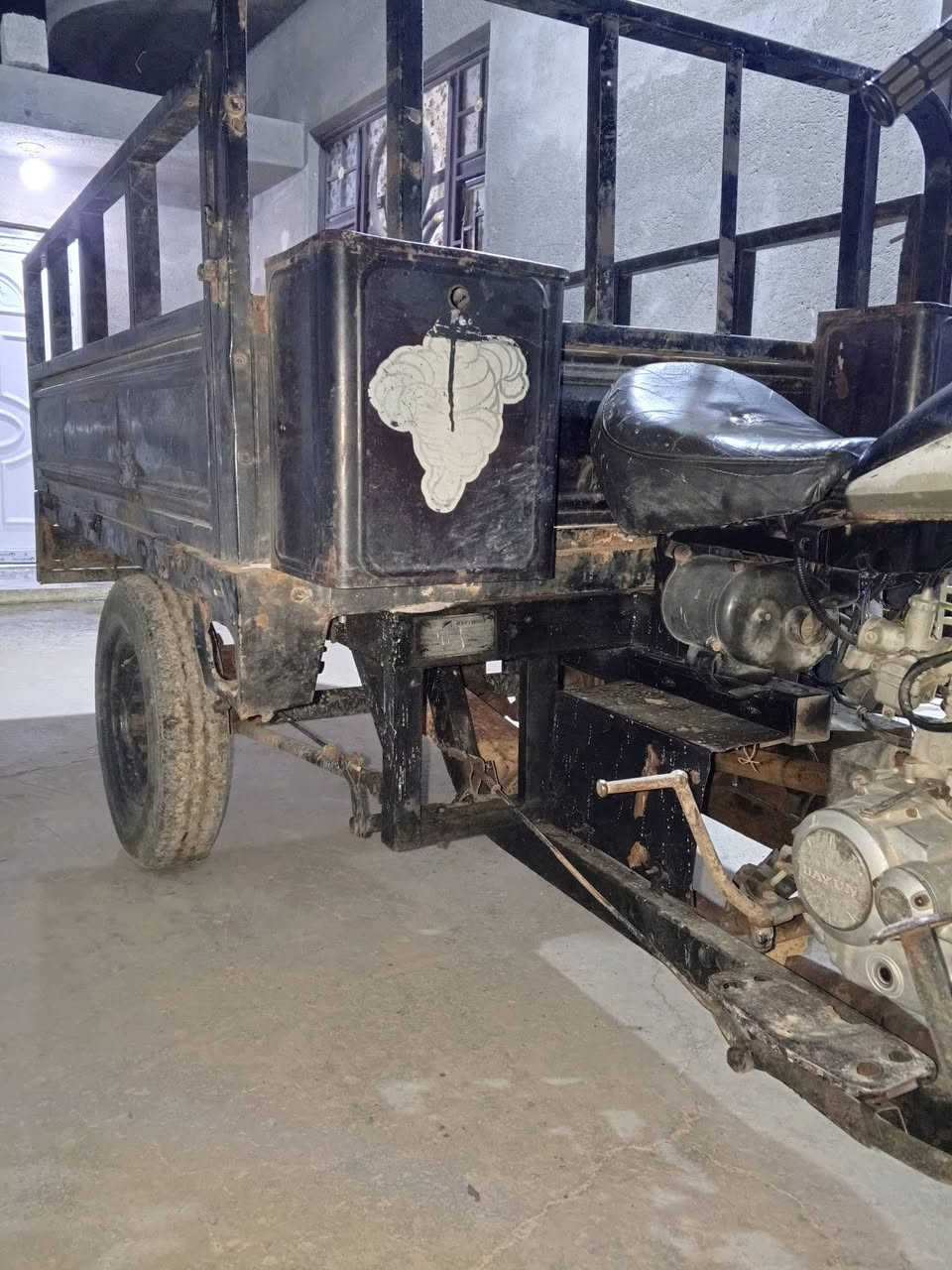 سلام عليكم
ستوته ام تي ار موديل 2013 رقم وسنويه ضفيره جديده تخم تاير جوبلس باتري جديد جاهزه اكسن خير من الله محرك مكفول السعر  850  وبيه مجال المكان قضاء الموفقيه للاستفسار اتصل ***********
