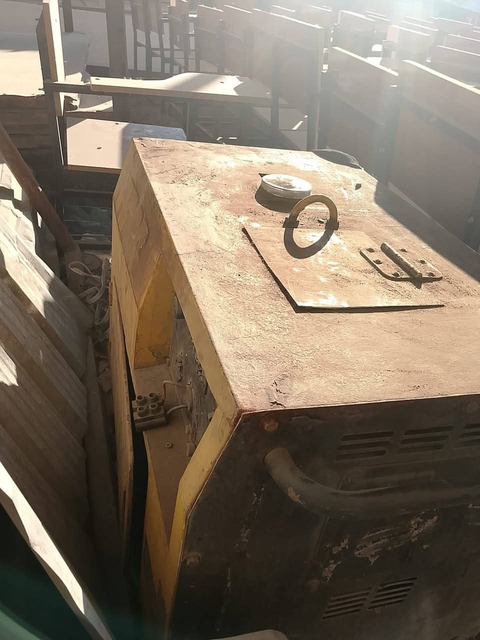 السلام عليكم للبيع مولده كامله شغاله التفاصيل على رقم الاهاتف ***********
