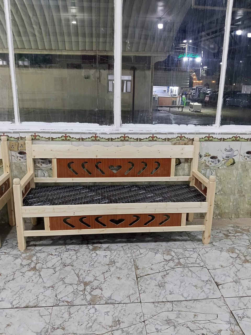 متوفر كرويتات شغل عراقي خشب روسي بلوك بلاويد قياس 175سم
عرض 55 سم 
السعر 60 الف فقط 
للحجز الاتصال على رقم 
***********
