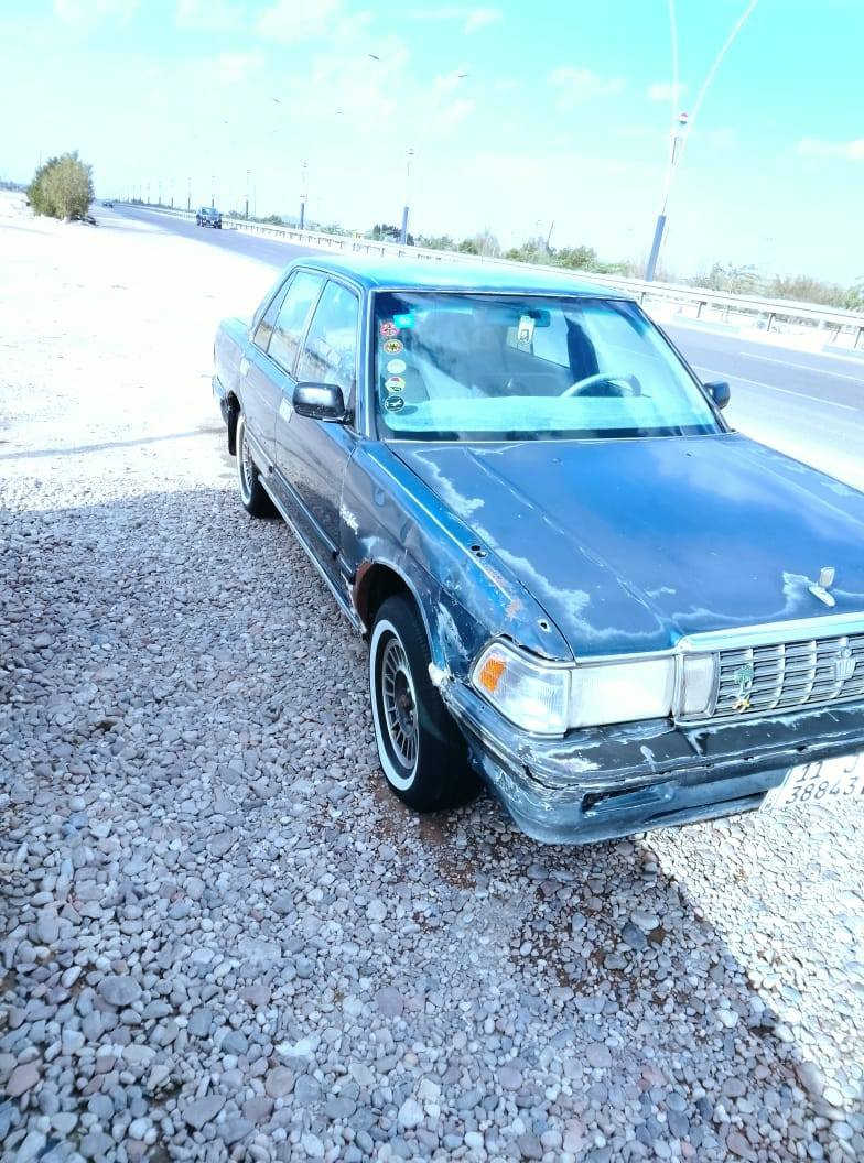 سلام عليكم
سيدان سيره بلاد كير مكينه حداده 
جديده سنويه ال 30 السياره بسمي مصفره 
من كلشي 
سعر 45 وبيها مجال
بصره الزبير 
الخاص مغلق اتصال على الرقم  
***********
