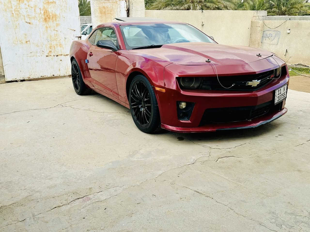 كمارو 2013 فئه ZL1 فول مواصفات ضرار جاملق و بنيد.          شواصي و لغد مكفول
سياره فول مواصفات للخير ماحاجة اذكر مواصفات 

مكينه وكير كفاله عل شرط مكينه 6 سلندر 3600 

تخم تاير جديد و صدر خلفي امامي جديد 

سياره صبغ حزام شرط بدون دواخل صبغ جماليه 

سياره بسمي هزه جديده و رقم جديدوسنويه جديد 

سياره جديده كال نقص ما بيها الله شاهد عليه احلى من الصور

السعر 90 بيها مجال اتصل عل رقم بيك خير تدلل *********** مكان سياره بغداد
