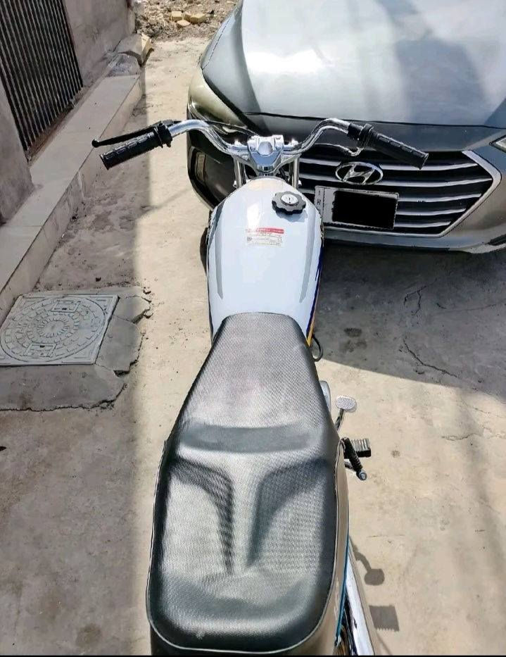 للبيع شاصي سكنر 27 تعمير كله اصلي 25 صاله اقل شهر تعمرت شلعه معدل فول دراجه نضيفه مكان كوت خاجيه شارع 40 سعر 850 بيها مجال شراي خاص


**إذا كنت صاحب هذا الإعلان وتريد حذفه لأي سبب، رجاءا أرسل رسالة إلى الدعم الفني**