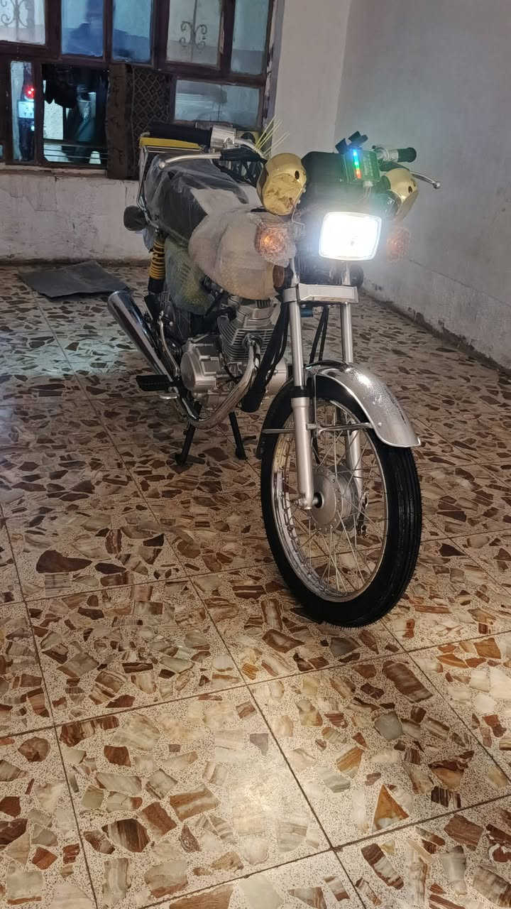 سلام عليكم  دراجه مطابق شلامجه بس مو لصلي  مديل 26 سعر خاص بيع مستعجل ***********وتساب وتصال خط طالعه صرله 20يوم
