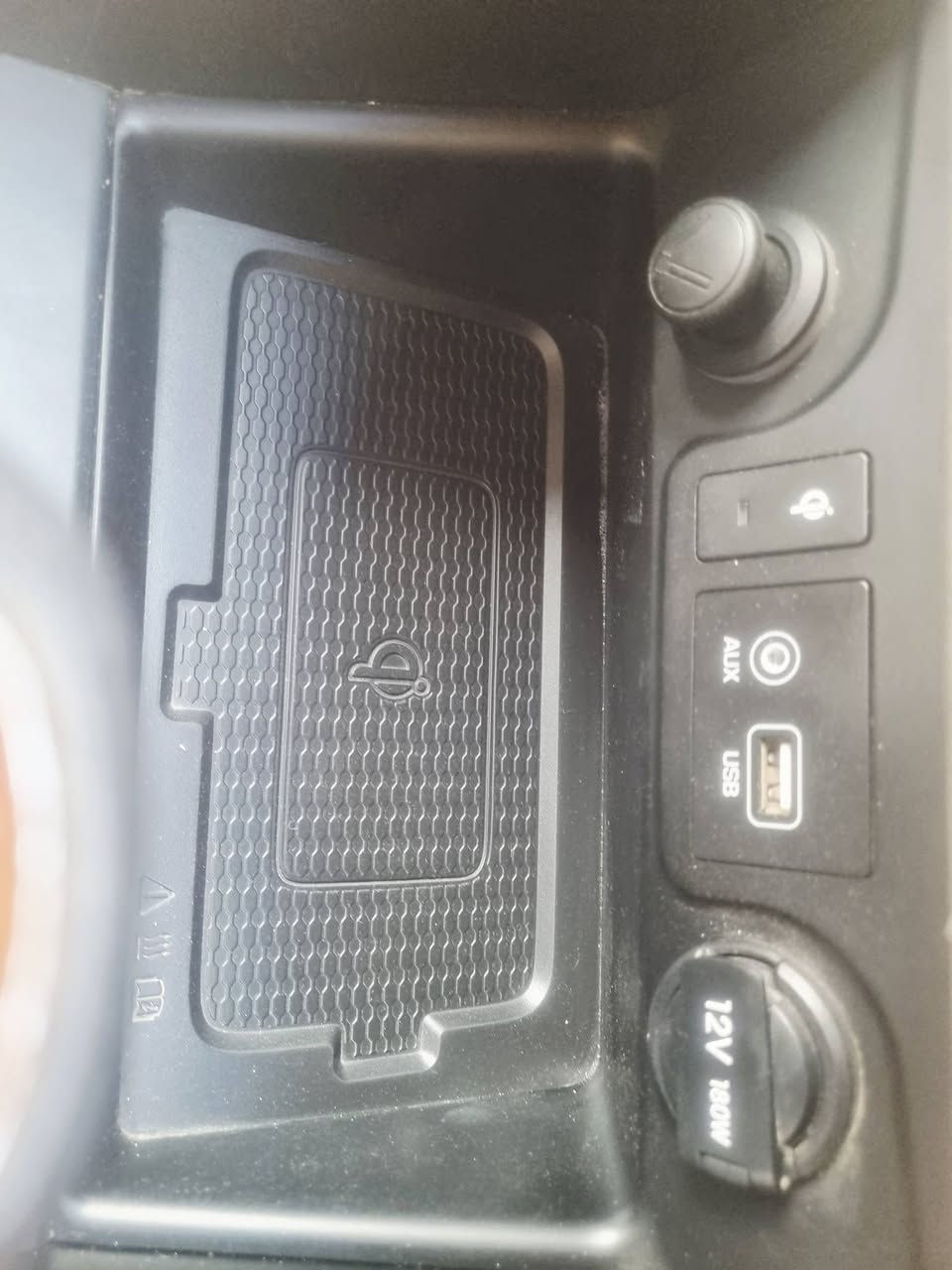 هيونداي توكسان خليجي موديل 2021
✅️  ✅️
ماشية 113 الف
بصمة ابواب وتشغيل 
تشغيل عن بعد 
كراسي امامي كهرباء 
شاحن وايرليس
حساس امامي خلفي 
مري شفط 
ترحيب ذكي
خمس عدسات 
لايت ويه فرت الستيرن
يدات نيكل 
قطعة صبغ 
مع بعض الملاحظات
تقرير السونار مرفق بالمنشور 
رقم بغداد شرط التحويل 
مكان السيارة بغداد الشعب
رقم تلفون صاحب السيارة 
***********
السعر ١٨٩
#توسان 
#هونداي
