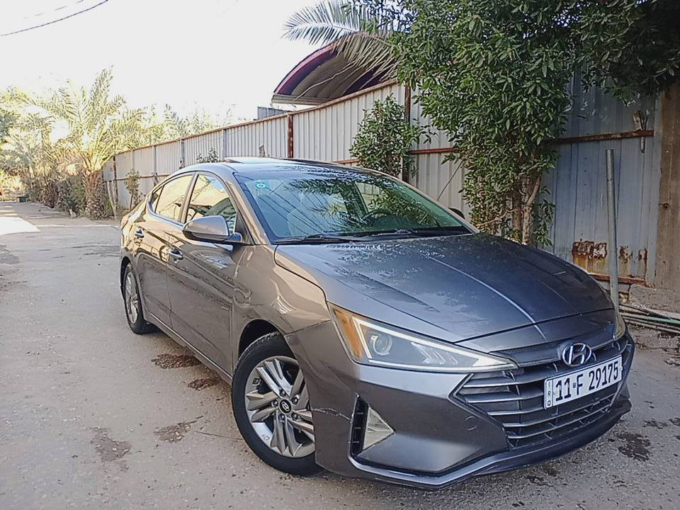 سلام عليكم ورحمه الله وبركاته 
النترا موديل 20 وارد امريكي 
حادثه جاملغ وبنيد وسونار مرفق مع صور 
فول مواصفات واحد على واحد 
بصمه وفتحه وكشنات تدفئه وسترين تدفئه كير ايتي المرغوب شاشه تخم تاير مكينه الفين دوش سياره جاهزه اي نقص ما بيه رقم بغداد انكليزي بسمي تحويل مباشر ماشيه 88 بصمه ابواب جنطه ذكيه كامره خلفيه سياره فول مواصفات واحد على واحد سعر 139 وبيه مجال بسيط 
مكان بغداد قضاء المحموديه 
الاستفسار 
***********
***********
