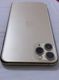 ايفون١١برو ماكس وتر ممفتوح ذاكره٢٥٦البطاريه٧٣ سعر خاص اي ستفسار راسلني...