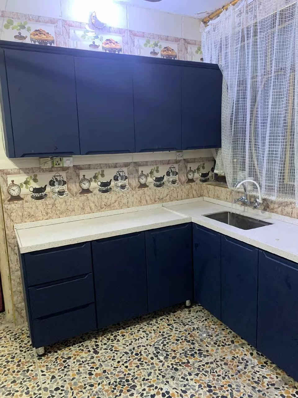 شغل درجه اولي وبي ضمال العنوان بغداد شارع قطر الندى مقابيل مدرسه رفيده *********** الحاب او حابه يتفضل خاص
