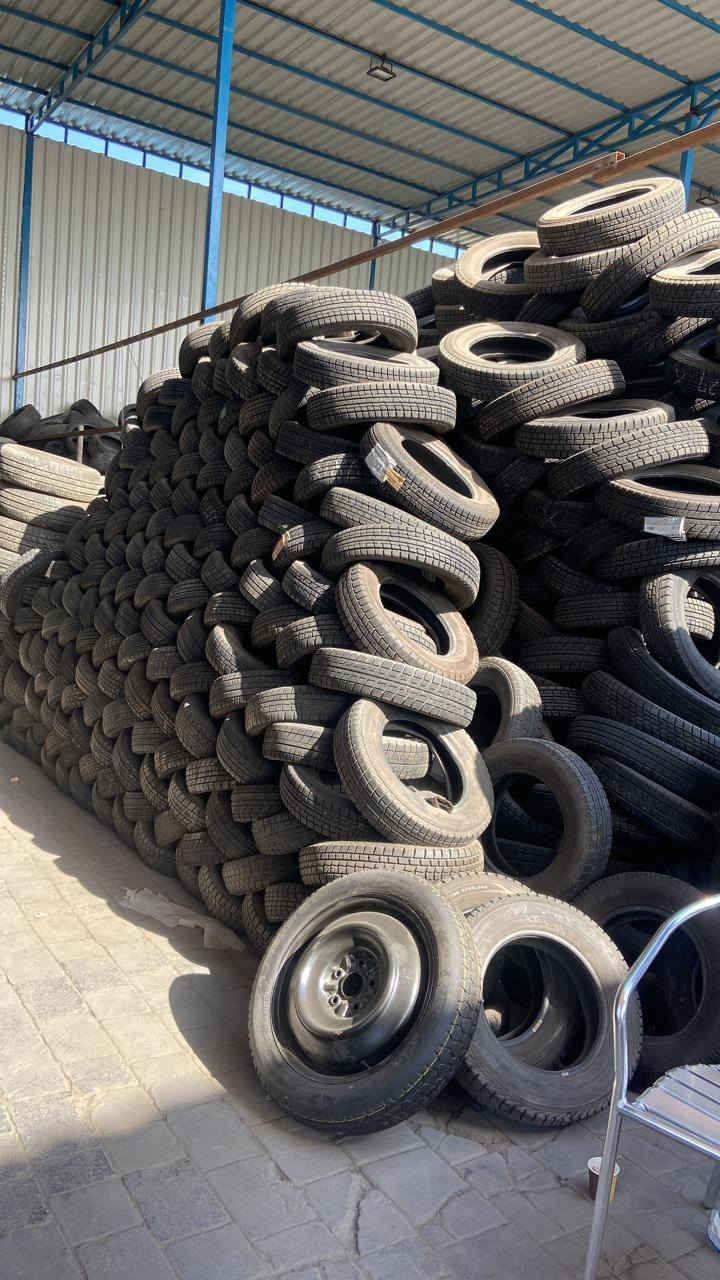 تايرات حاويه ياباني تصفية الزوج 10
قياسات مختلفه العدد 400 جملة فقط
حجم 14
15
16 
13
مكاني نجف 
***********
