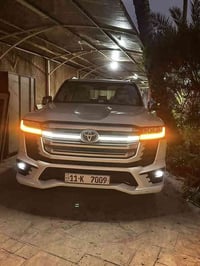 لاندكروز ساز 2023  ‏VX __ limited .   . المكينه 4000 cc تنفس طبيعي .  ...