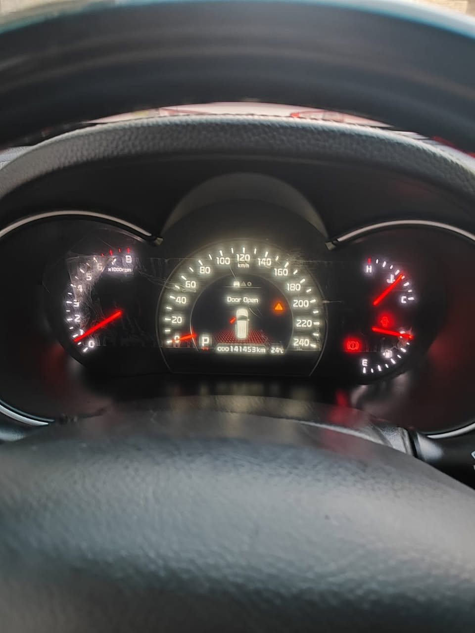 سرنتو 2014 وارد سعودي فول مواصفات ما عدا فور ويل
رقم بغداد 
محرك 6سلندر 
سعر 175وبيه مجال 

سياره صبغ جنطه وبيه طخه بالباب الخلفيه وره سايق 

*********** للاستفسار اكثر
