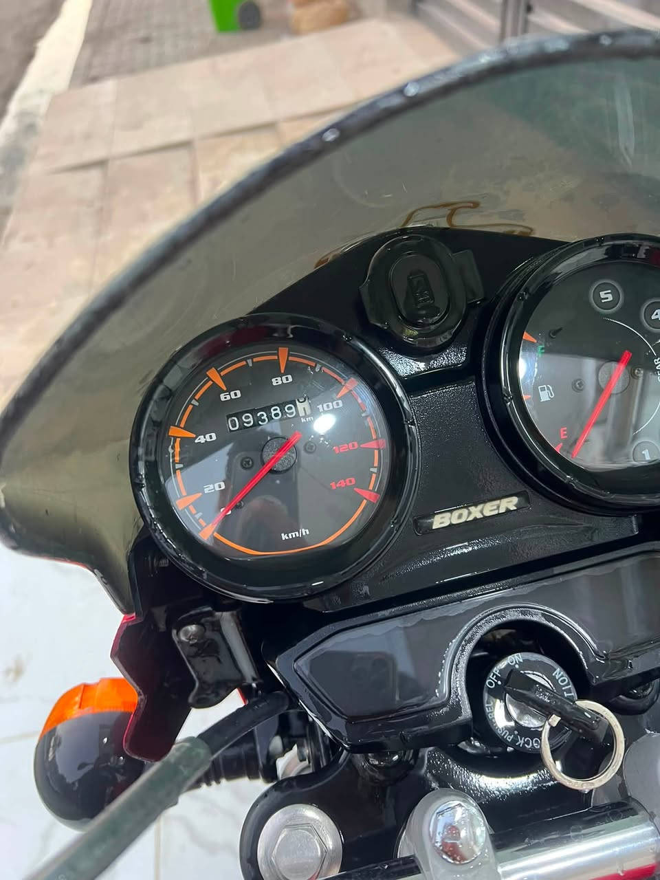 سلام عليكم دراجه بوكسر جبلي موديل 21 نازله بل 22 مرقم لوحه سنويه انكليزي هزه جديد دراجه اخت زيرو مكفوله كفاله عامه مكاني ديالى بعقوبه خرنابات شراي يتصل ويدلل *********** / ***********
يتوفر نضام النقد والأقساط على ماستر الرافدين

