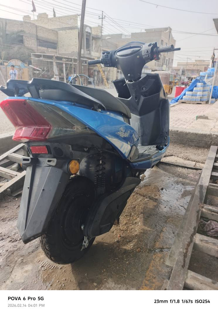 السلام عليكم شباب دراجتين شحن 
الحمرة عطل ملف فقط
والزركة بريكات ضعيفة فقط
للبيع ثنينهن سوة 650 
*********** بغداد, العراق
