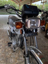 مديل 2025 • غراض أصلية • أوراق كاملة