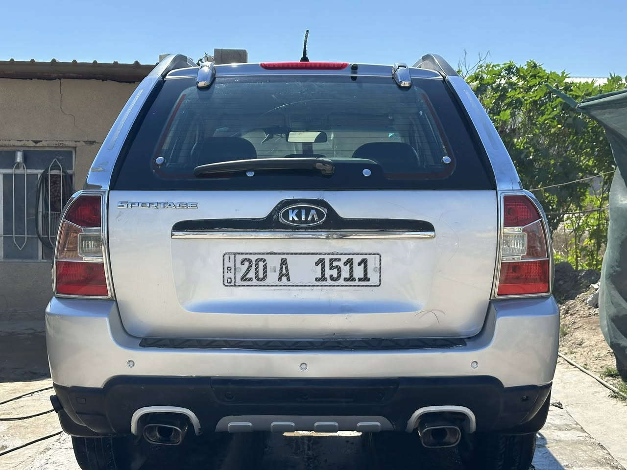 سبورتج خليجي 2009 محرك 2000سياره عليه منضومه غاز وفاصليه سياره مكفوله عده الجاملوغ الأمامي صبغ بدون ضربه  ورقم جديد ومميز وثاني  يوم التحويل مكان ديالى الغالبيه سياره جاهزه متصرف عليه سعر 118 
***********
