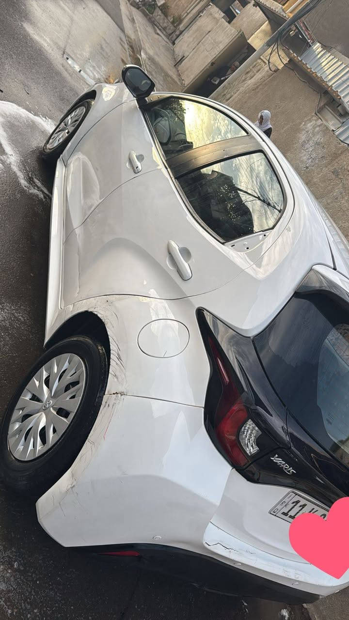 تويوتا يارس موديل ٢٣هايبرد للبيع فول مواصفات عدا الفتحه للاستفسار ***********بي وات ساب ملاحضه مامتواجد عالفيس بوك
