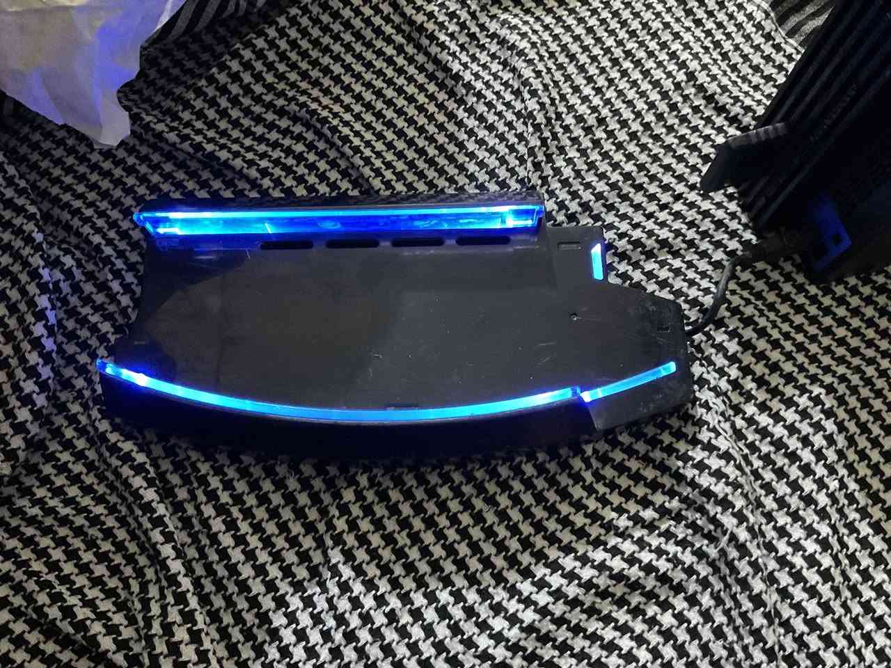 قاعده اعتقد مالت ps3 فات سعرها مع توصيل ١٥ الف قفل


**إذا كنت صاحب هذا الإعلان وتريد حذفه لأي سبب، رجاءا أرسل رسالة إلى الدعم الفني**