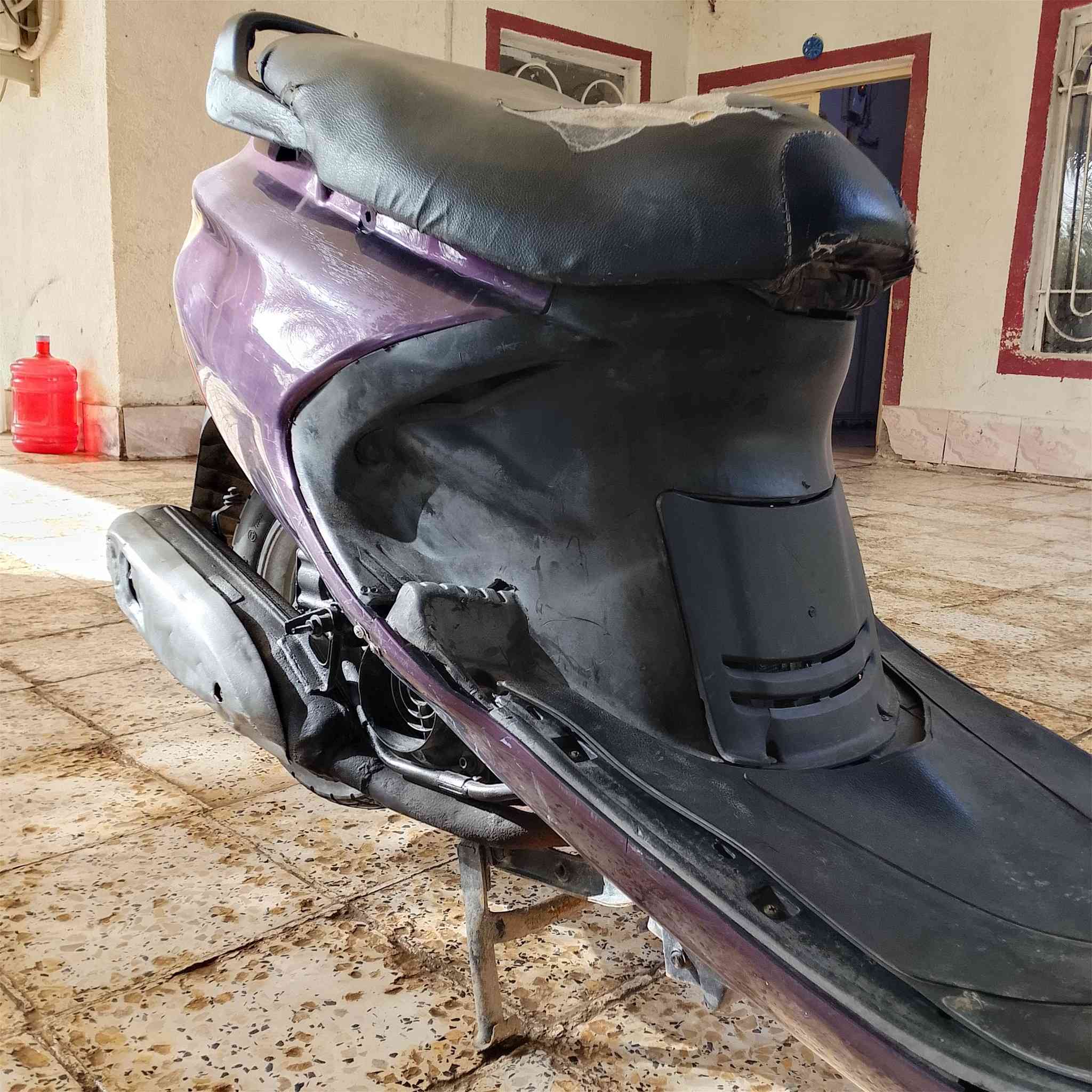 دراجه للبيع شغاله ونضيفه الدراجه السعر 275 مكاني حله حي الجزائر
***********‬‏
