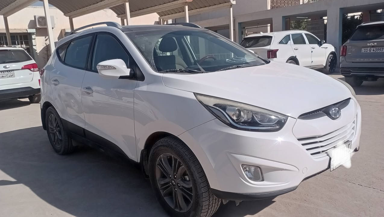 السلام عليكم....للبيع فقط
توسان 2014 خليجي رقم نجف سنويه لل 27 
تحكم ستيرن ايرباكات تبريد قطعتين 
السيارة ماشية 73 الف حقيقي 
بيها صبغ جاملغات الخلفية والتكم وتبديل الجنطة والقمارة صور التصليح منشورة 
السعر 125 وبيها مجال بسيط 
عنوان النجف ***********
