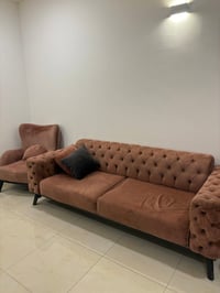 قنفات ١٠ مقاعد • تنظيف • مطار بغداد