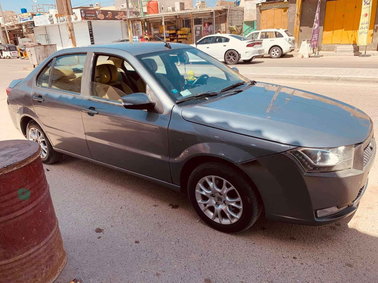 السلام عليكم
سيارة سمند دنا موديل 2018
سيارة بأسمي رقم انكليزي تحويل ثاني يوم
المحرك كايم 
السيارة بانزين +منظومة غاز 
السعر 53 وبيها مجال
باقي التفاصيل شوف العين
الاتصال على الرقم ***********
