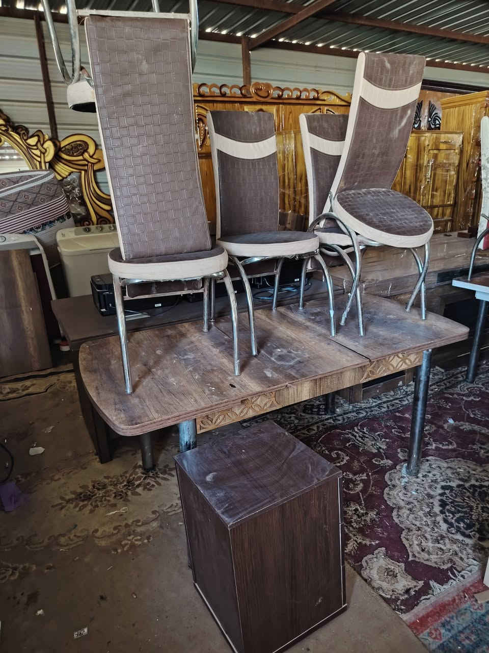 كاونتر حطاطة تكمة يتكون من 5 قطع ارضية وملحق وزواية وسنك مع انواع الاثاث المنزلي للبيع والمراوس وبأسعار مناسبة للاستفسار راسل الصفحة او اتصل ***********
