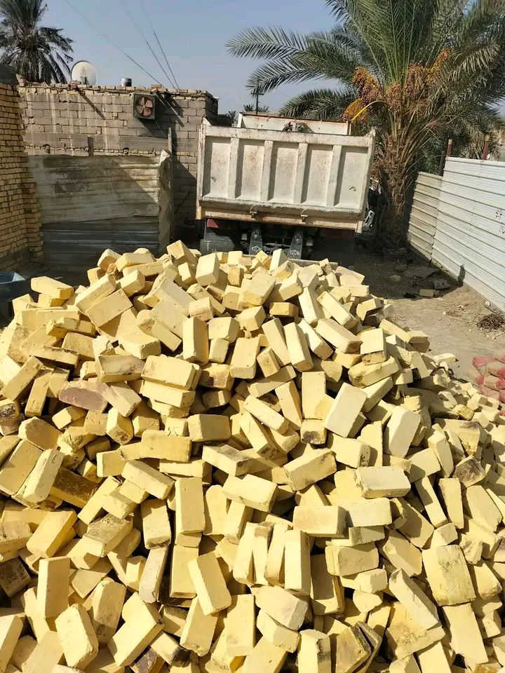 سلام عليكم موجود طابوق لاصلاح شرط الون والقالب  تصعد فوكاه مزينه ترجع تحسب وشرط الكلاب وبسعار مناسبه يوجدكسر جداً جداً العدد 4300وزياده التوصيل الناصريه وبصره ونواحيها لا ستفسار اتصل ***********بيه وتساب  والرزق على الله 🧡حسب طلب زباين  صفحتنا 🔥
