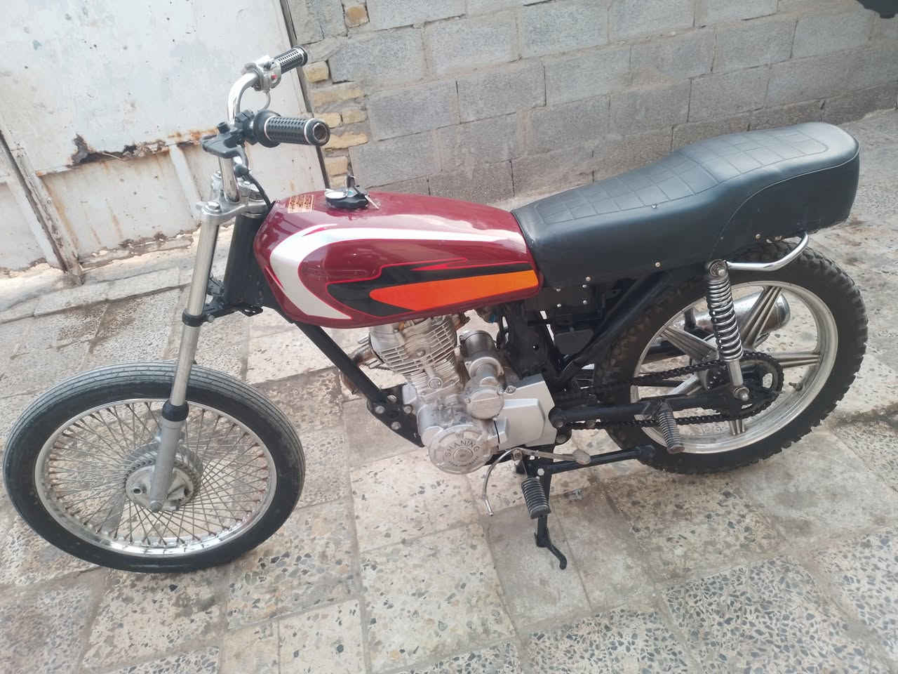 سلام وعليكم
دراجه للبيع وراق 6 سكنر
موديل 2021
لمكينه نضيفه مامفتوحه
سعر 400
غير متواجد ع لفيس 
هاذ رقمي 
***********
