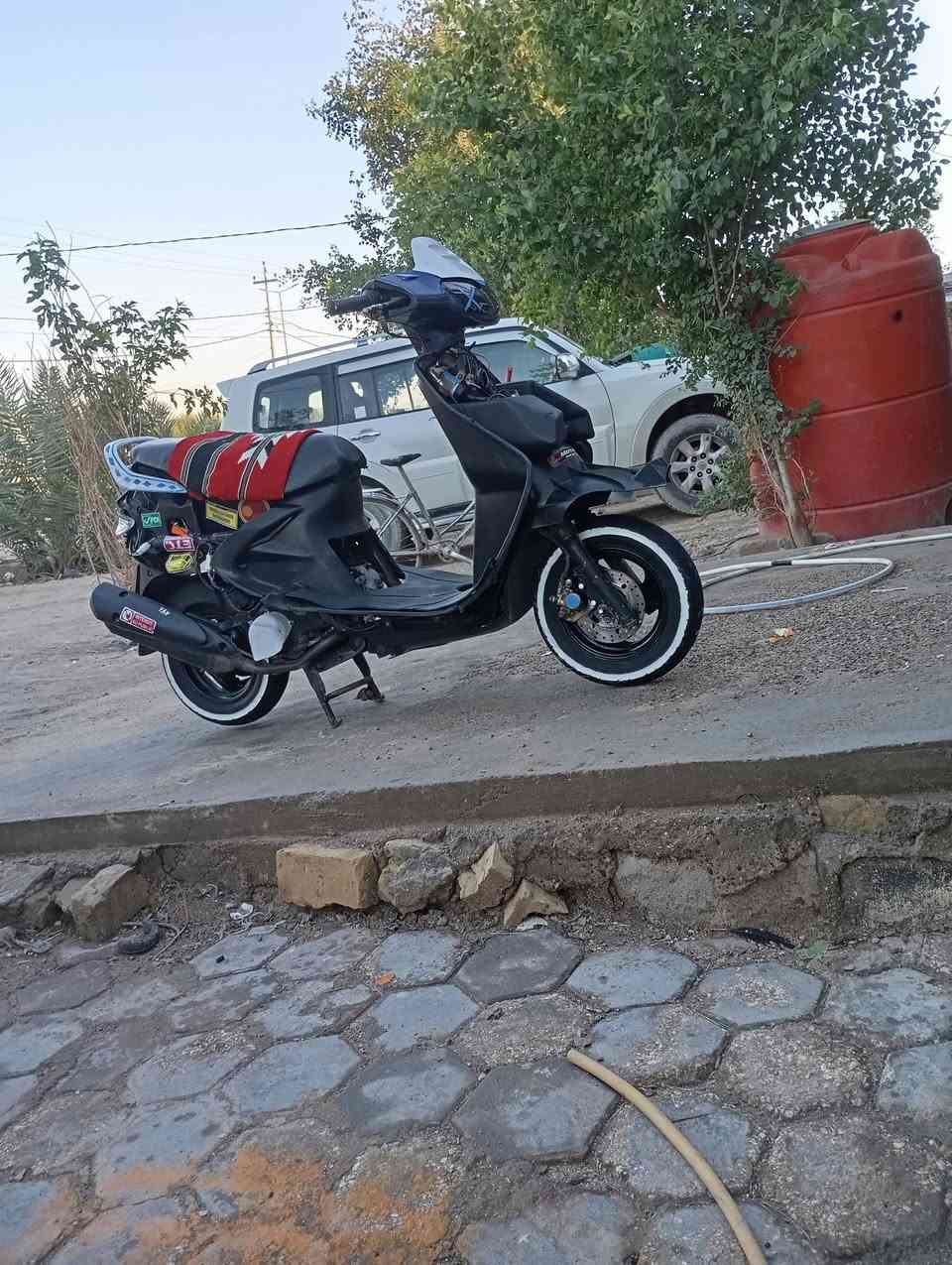 سلام عليكم دراجه فراشه للبيع جاهزه من كلشي مكينه مفتوحه مره وحده كهربائيات كله شغاله صالنصه FM سعر 350 بيه مجال حك جيه


**إذا كنت صاحب هذا الإعلان وتريد حذفه لأي سبب، رجاءا أرسل رسالة إلى الدعم الفني**