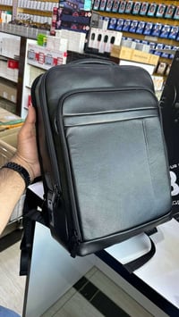 حقيبة ظهر جلد • بصمة • منافذ تايب سي